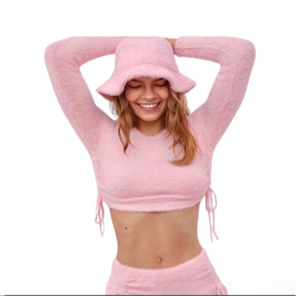 NWT for love & lemons NWT Faux Mohair Cropped Sweater “Barely Pink” Size small